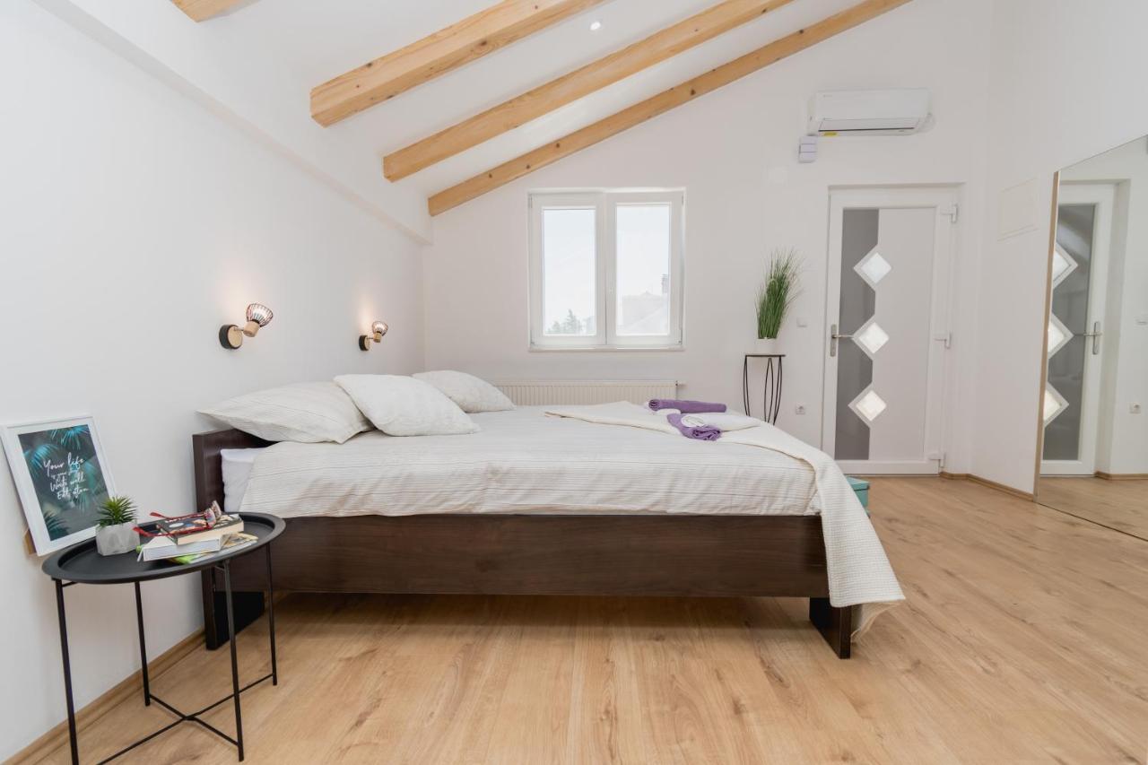 Studio Apartment Harmony Np Krka Lozovac Esterno foto