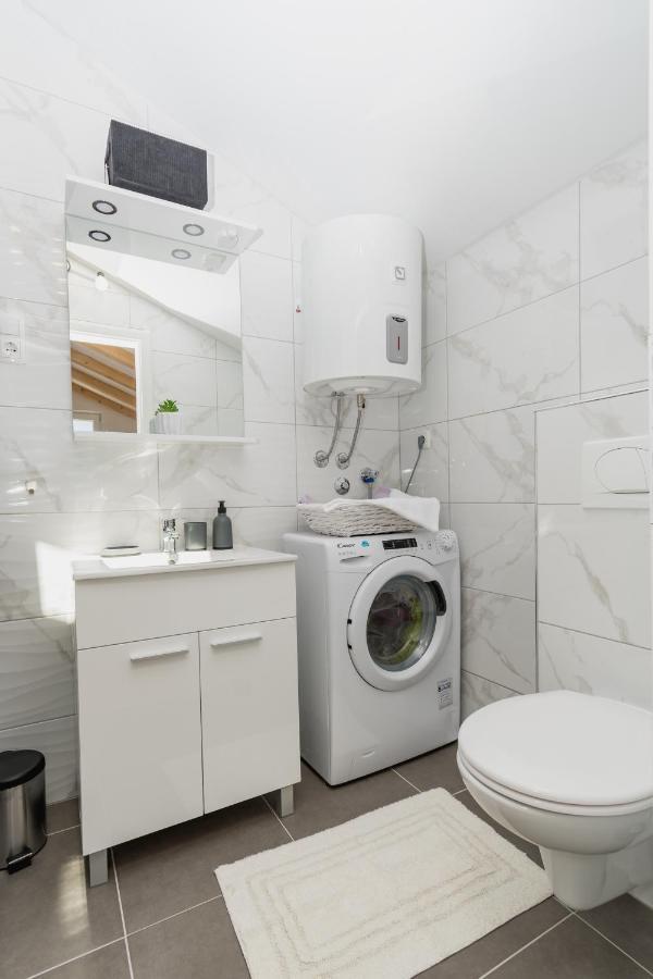 Studio Apartment Harmony Np Krka Lozovac Esterno foto